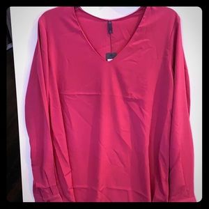 NYDJ V-neck Blouse w/button sleeves